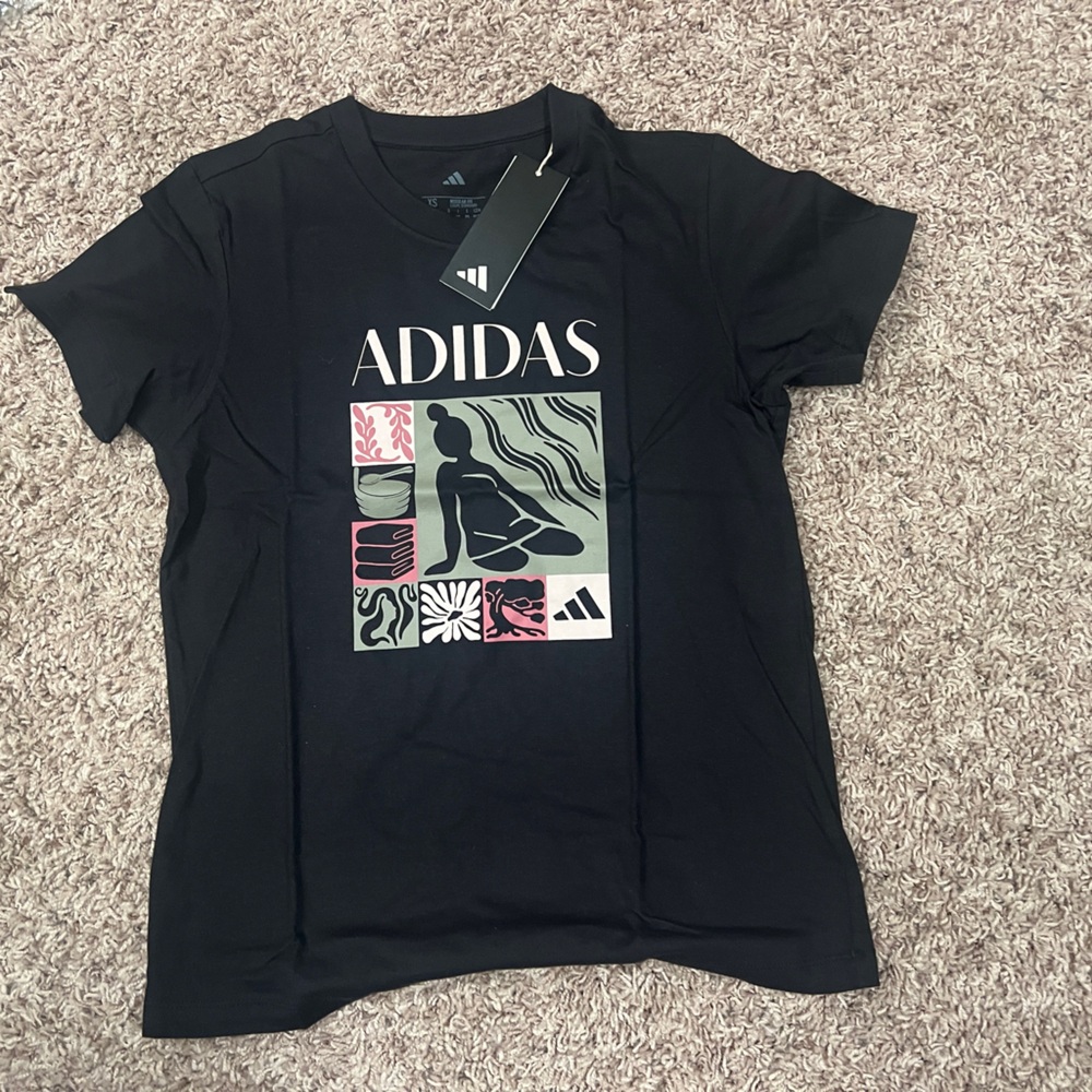 NWT - Adidas Women’s Wellness Graphic T - Black - MSRP $30
